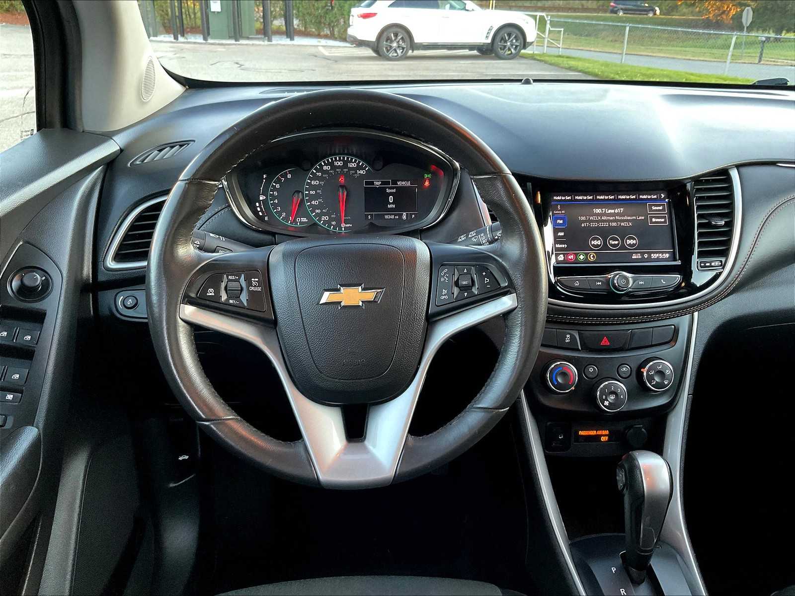 2022 Chevrolet Trax LT - Photo 17