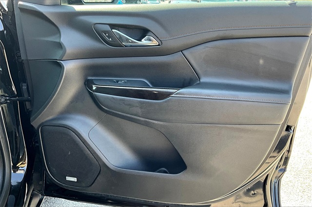 2023 GMC Acadia AT4 - Photo 12
