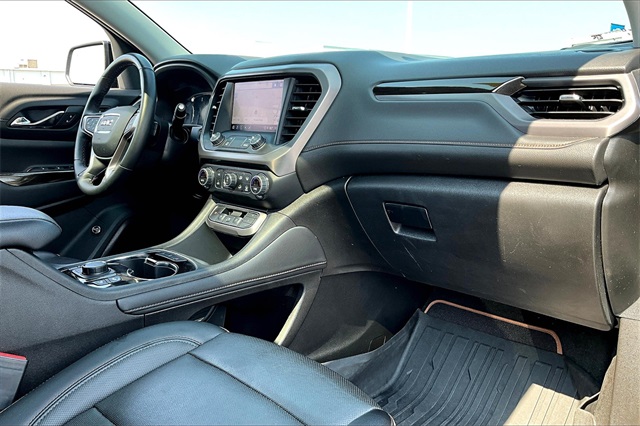 2023 GMC Acadia AT4 - Photo 13