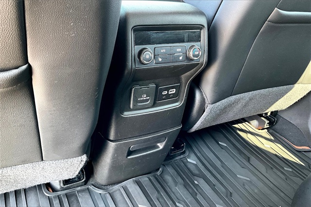 2023 GMC Acadia AT4 - Photo 25
