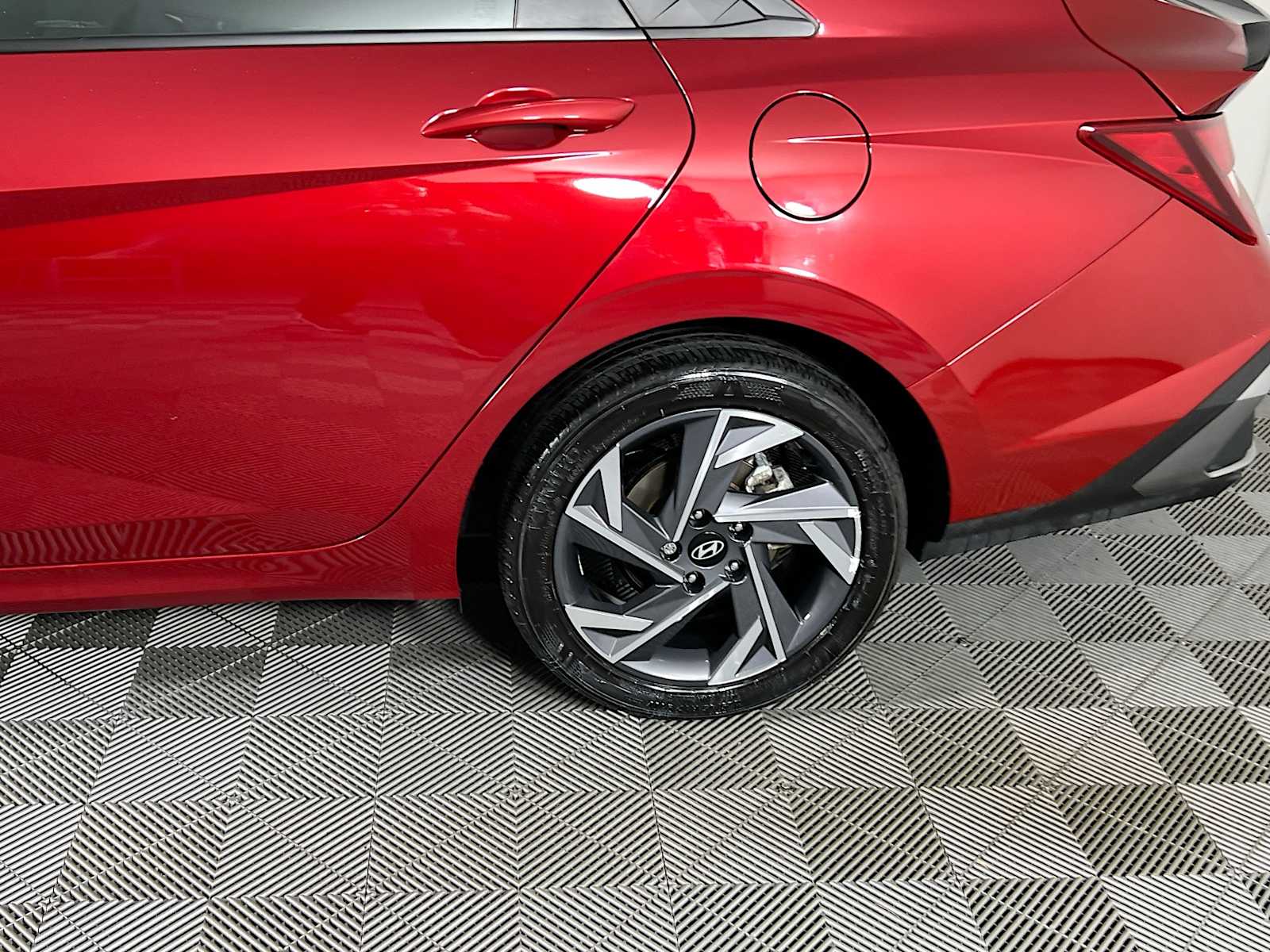2025 Hyundai Elantra SEL Sport - Photo 28