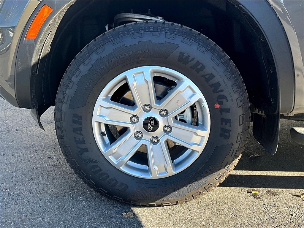 2025 Ford Ranger XL - Photo 12