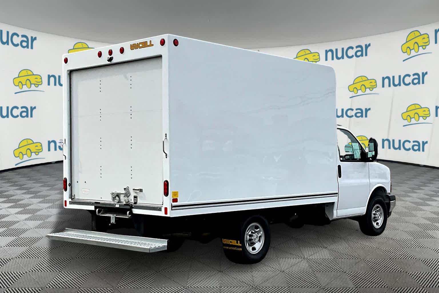 2025 Chevrolet Express  - Photo 7