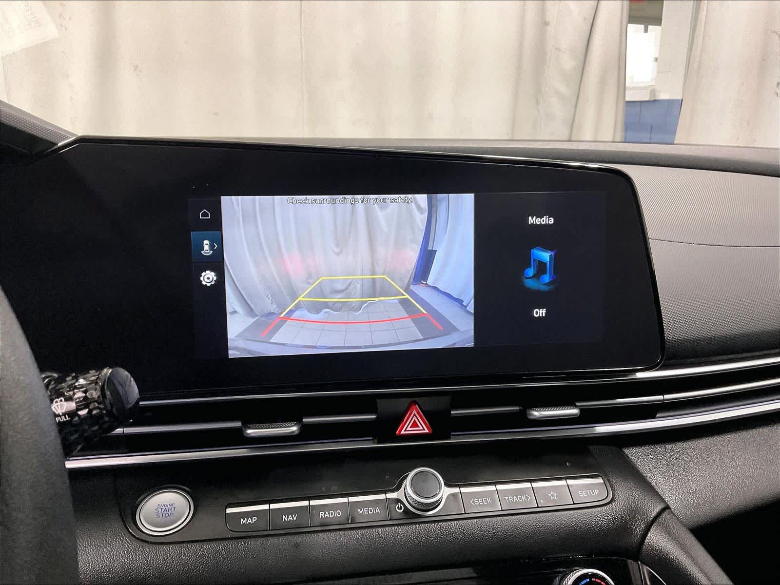 2024 Hyundai Elantra SEL - Photo 19