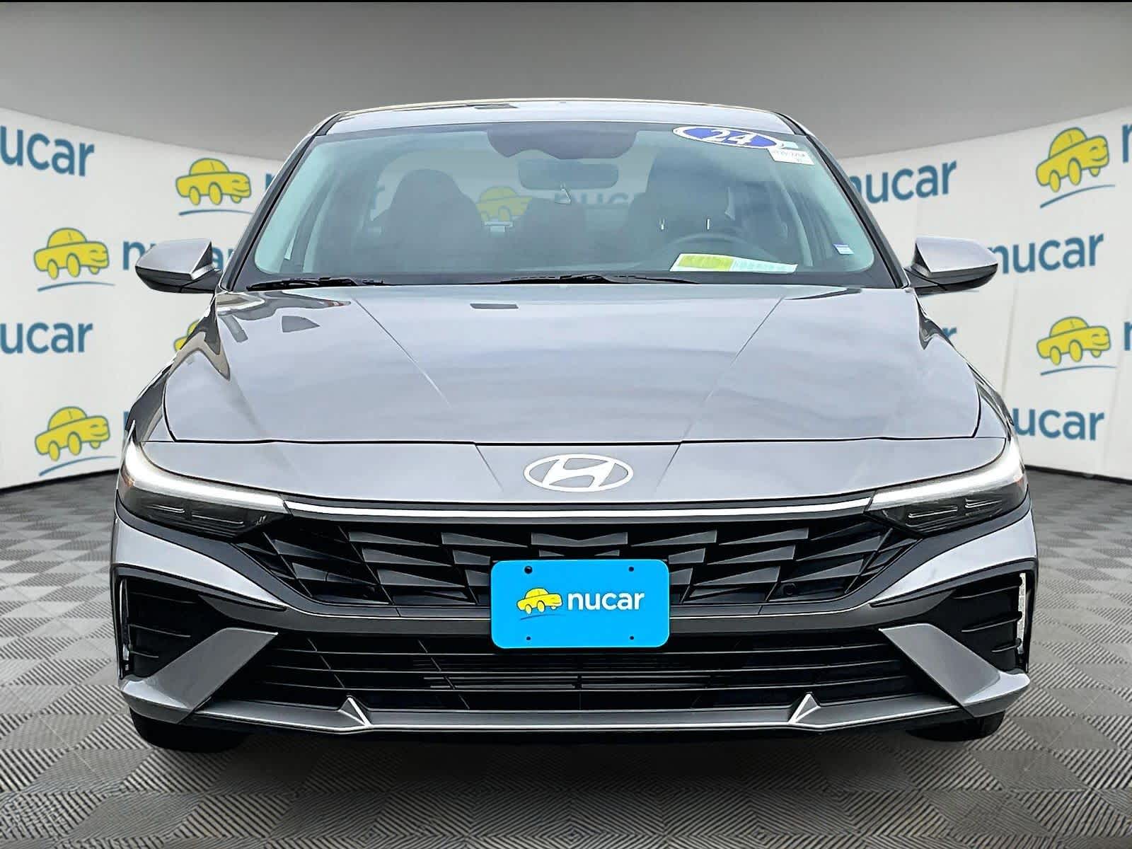2024 Hyundai Elantra SEL - Photo 2