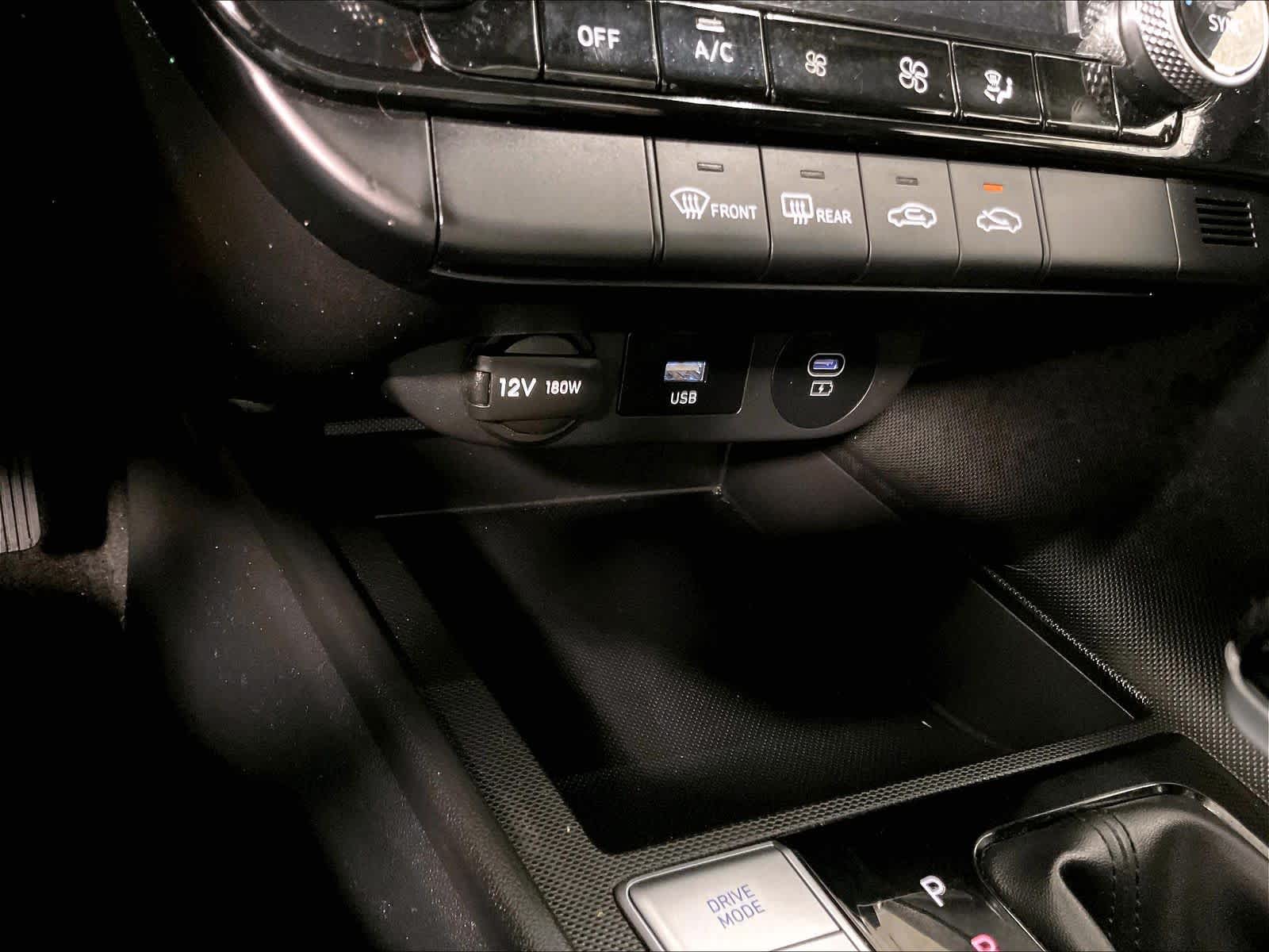 2024 Hyundai Elantra SEL - Photo 26