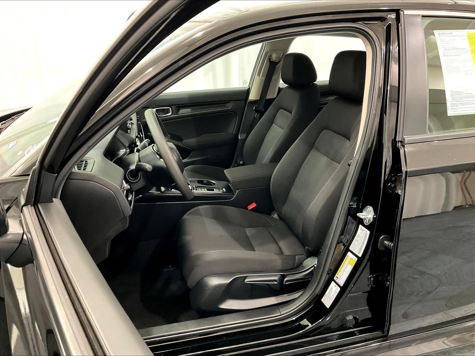 2025 Honda Civic LX - Photo 10
