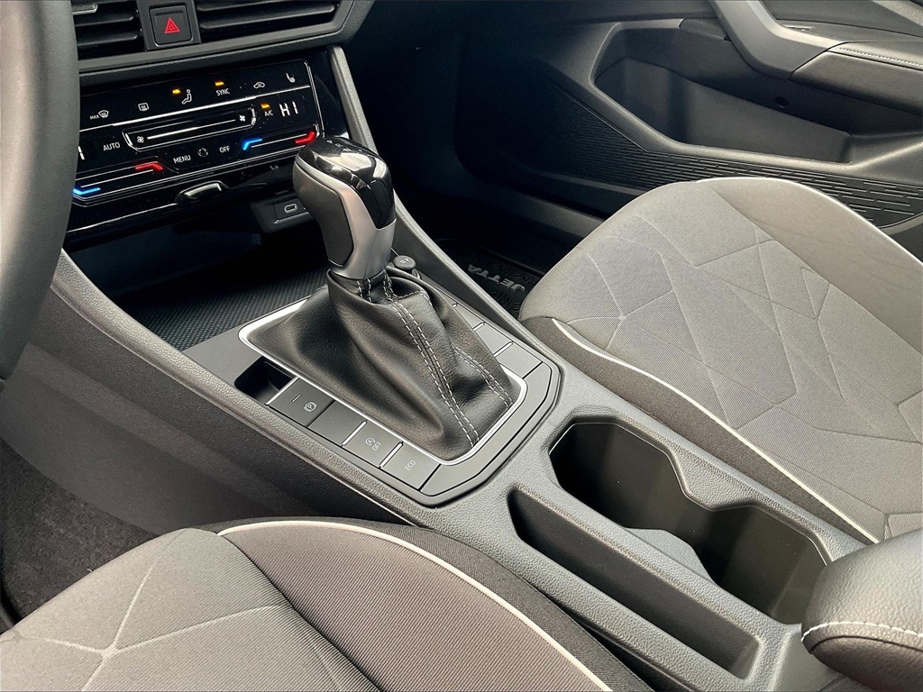 2026 Volkswagen Jetta 1.5T Sport - Photo 14