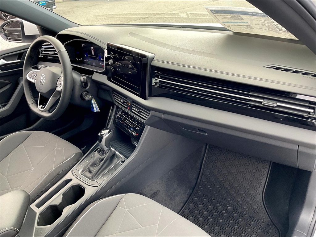 2026 Volkswagen Jetta 1.5T Sport - Photo 10