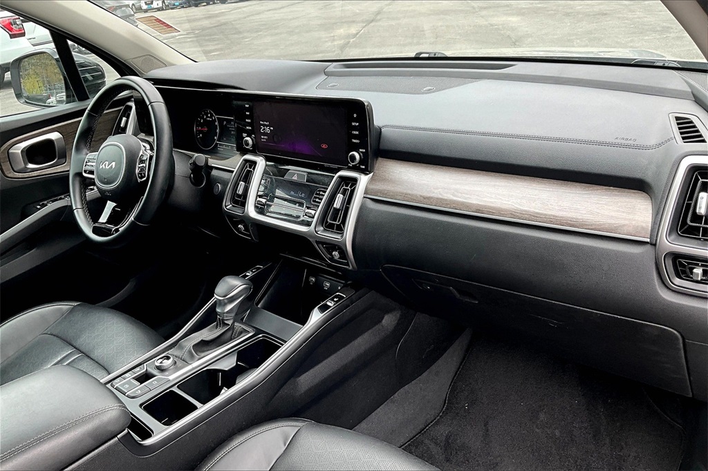 2022 Kia Sorento X-Line EX - Photo 14