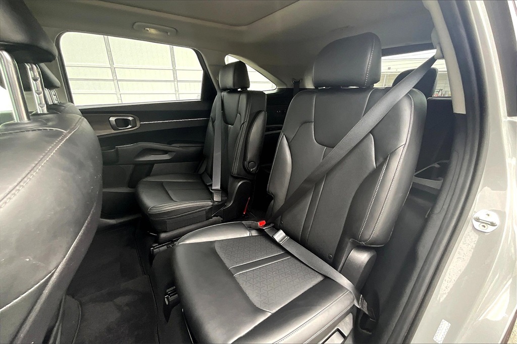 2022 Kia Sorento X-Line EX - Photo 15