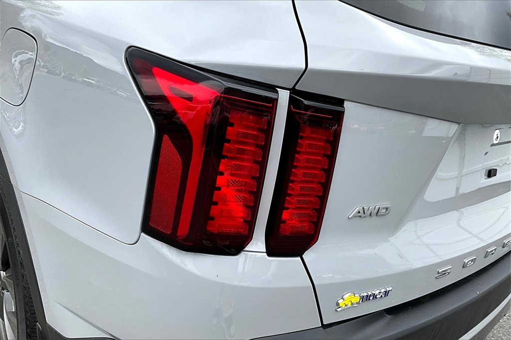 2022 Kia Sorento X-Line EX - Photo 33