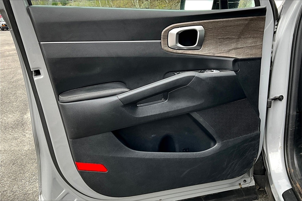 2022 Kia Sorento X-Line EX - Photo 9