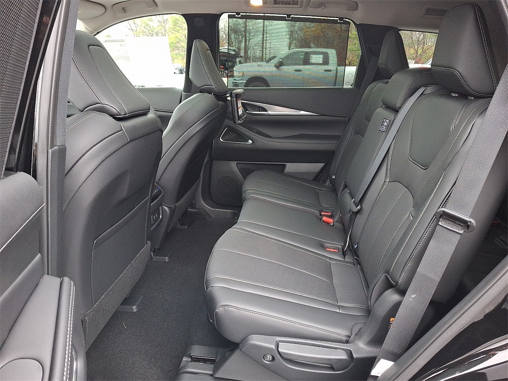 2026 INFINITI QX60 LUXE - Photo 6