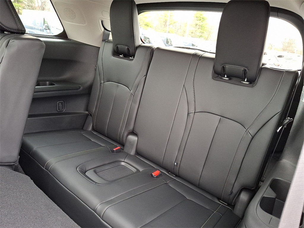 2026 INFINITI QX60 LUXE - Photo 7