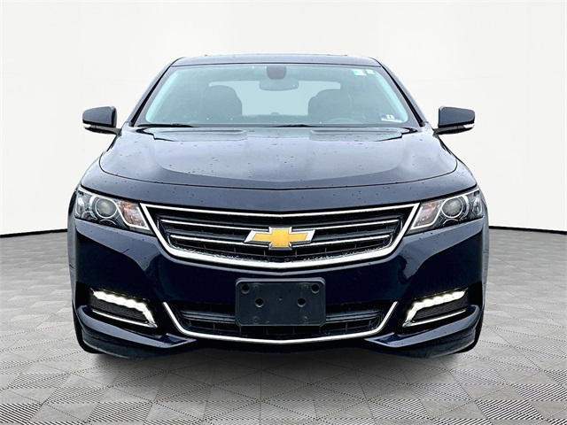 2019 Chevrolet Impala LT - Photo 2
