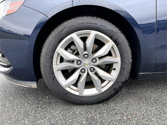 2019 Chevrolet Impala LT - Photo 7