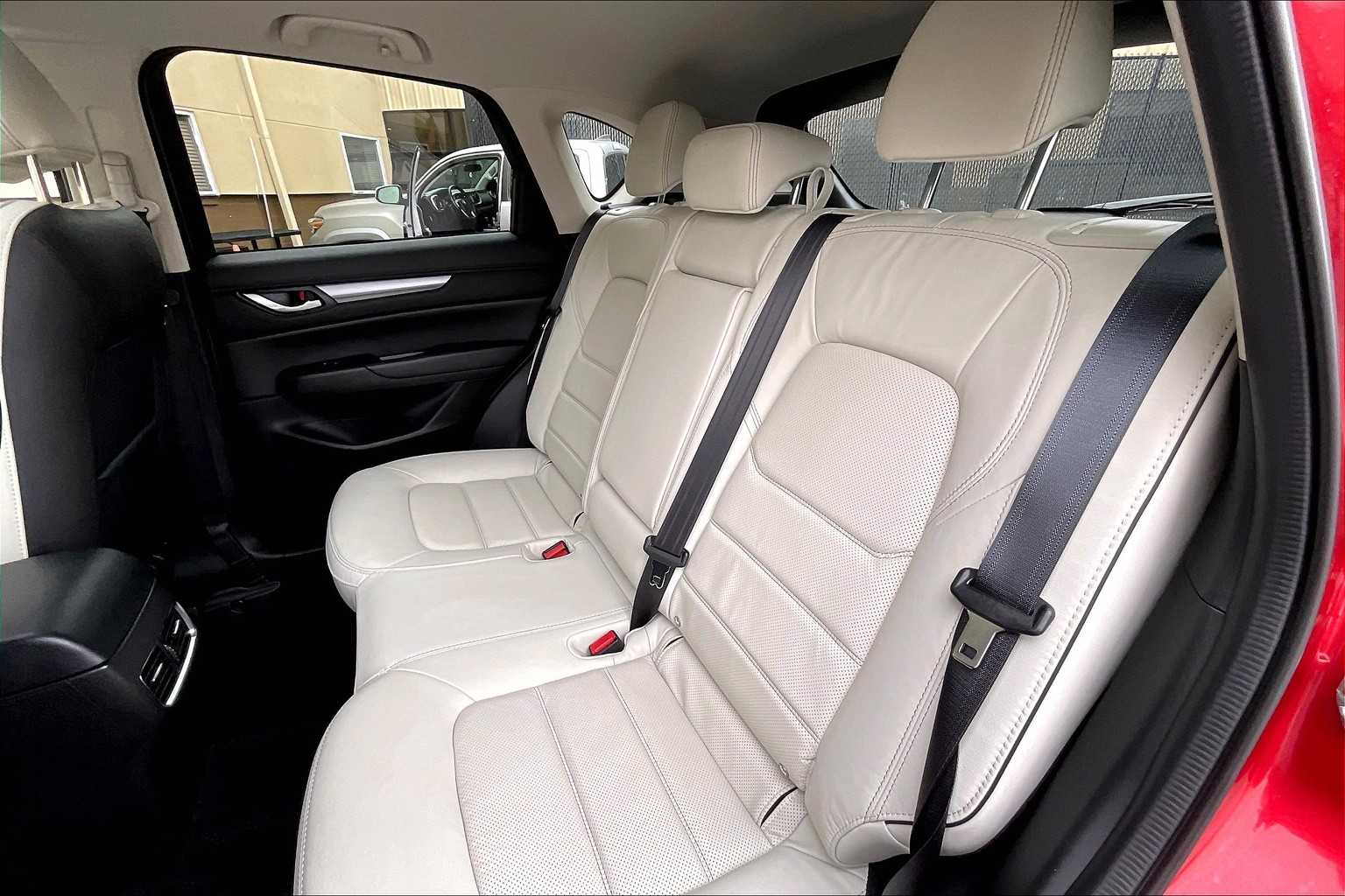 2025 Mazda CX-5 2.5 S Preferred Package - Photo 15