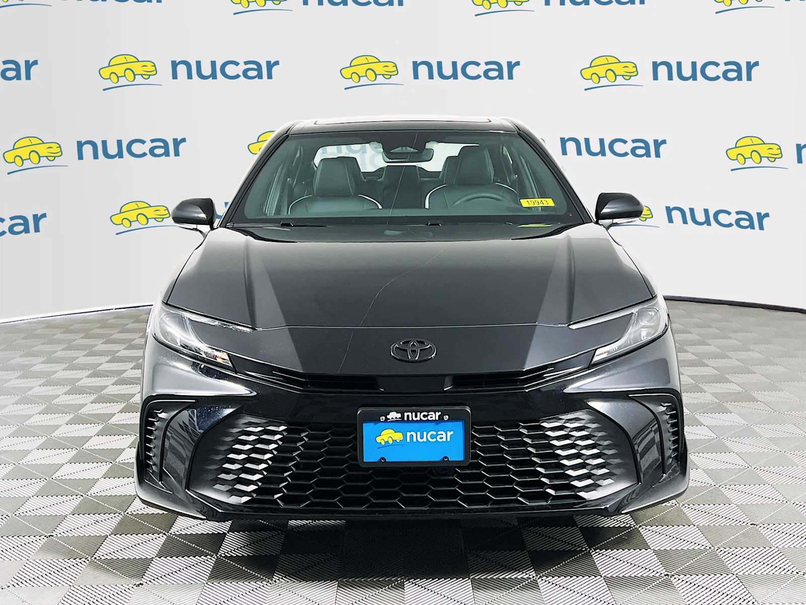 2025 Toyota Camry SE - Photo 2