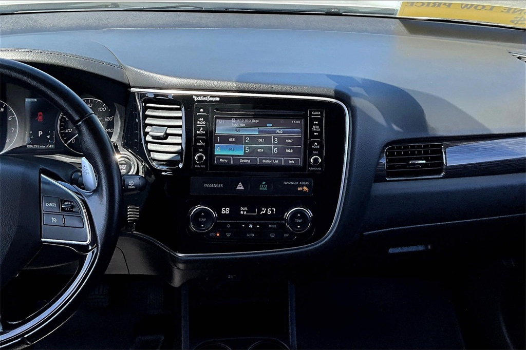 2016 Mitsubishi Outlander GT - Photo 18