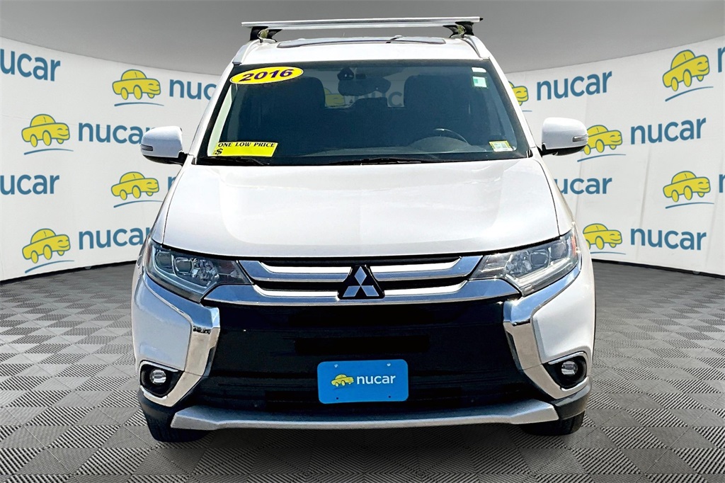 2016 Mitsubishi Outlander GT - Photo 2
