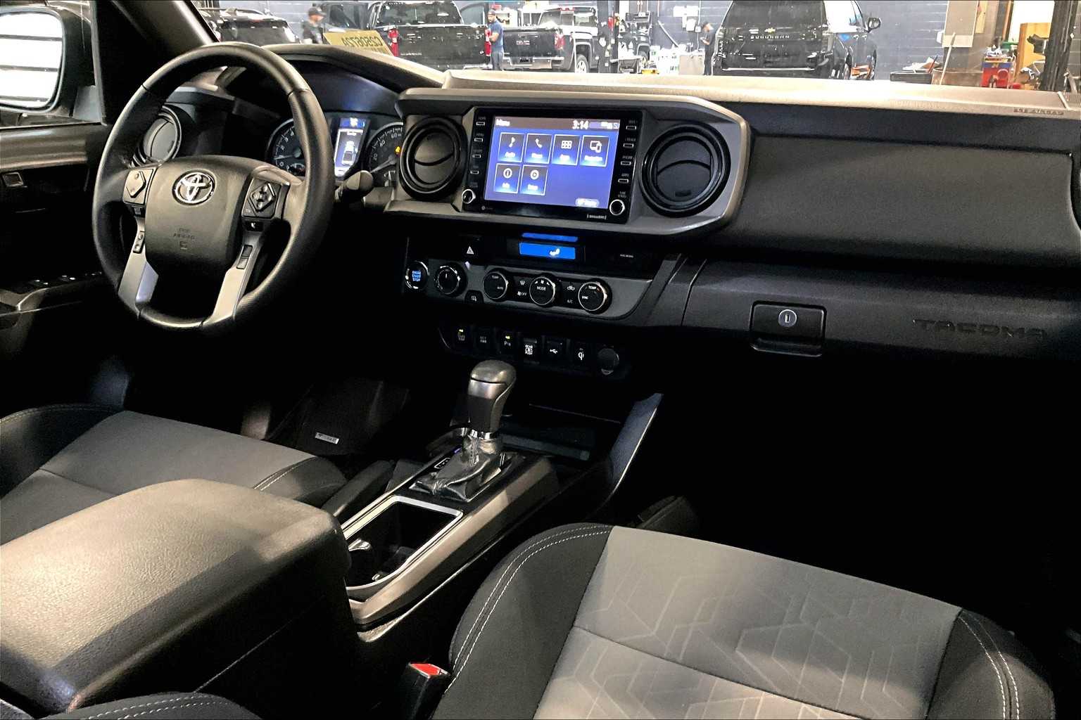 2022 Toyota Tacoma TRD Sport - Photo 14