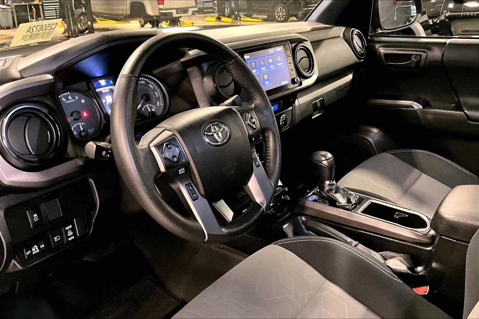 2022 Toyota Tacoma TRD Sport - Photo 8
