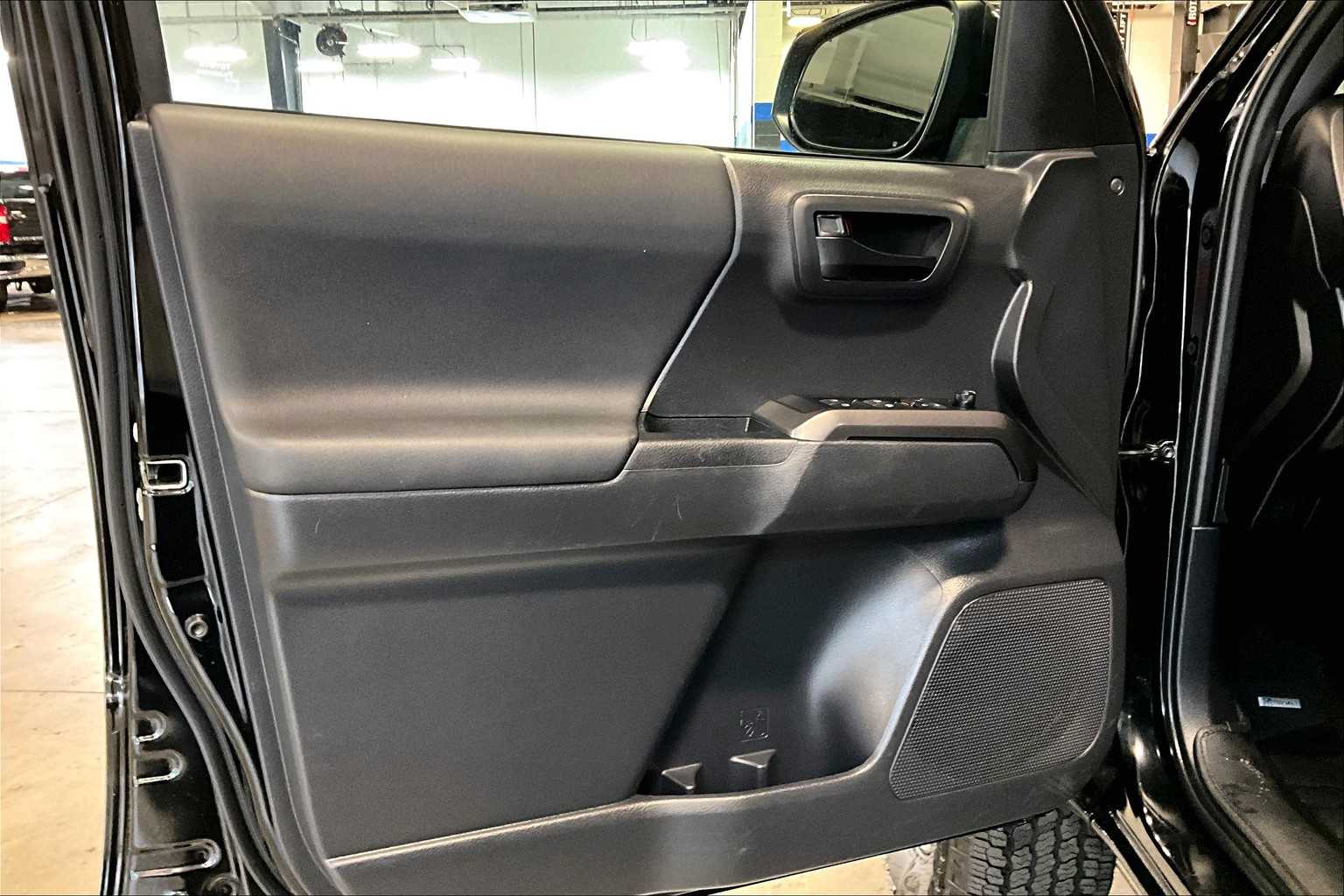 2022 Toyota Tacoma TRD Sport - Photo 9