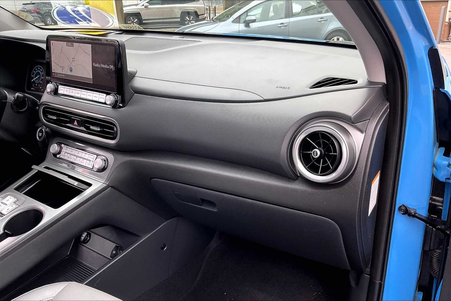 2022 Hyundai Kona Electric Limited - Photo 13