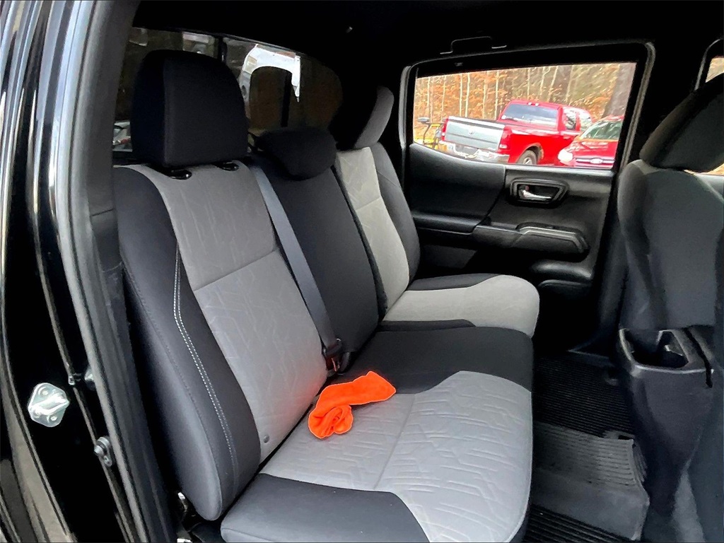 2021 Toyota Tacoma SR5 - Photo 16