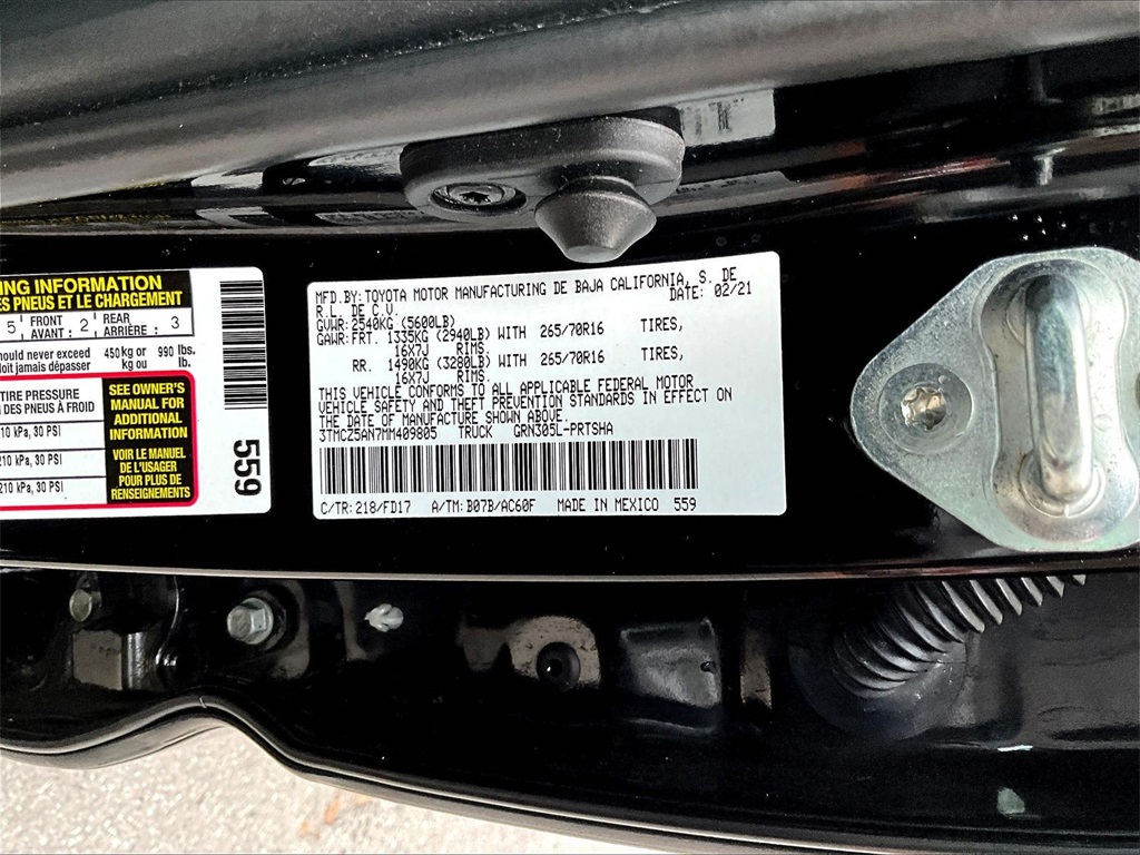 2021 Toyota Tacoma SR5 - Photo 36