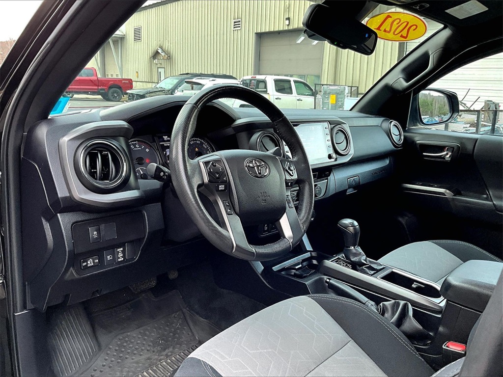 2021 Toyota Tacoma SR5 - Photo 8