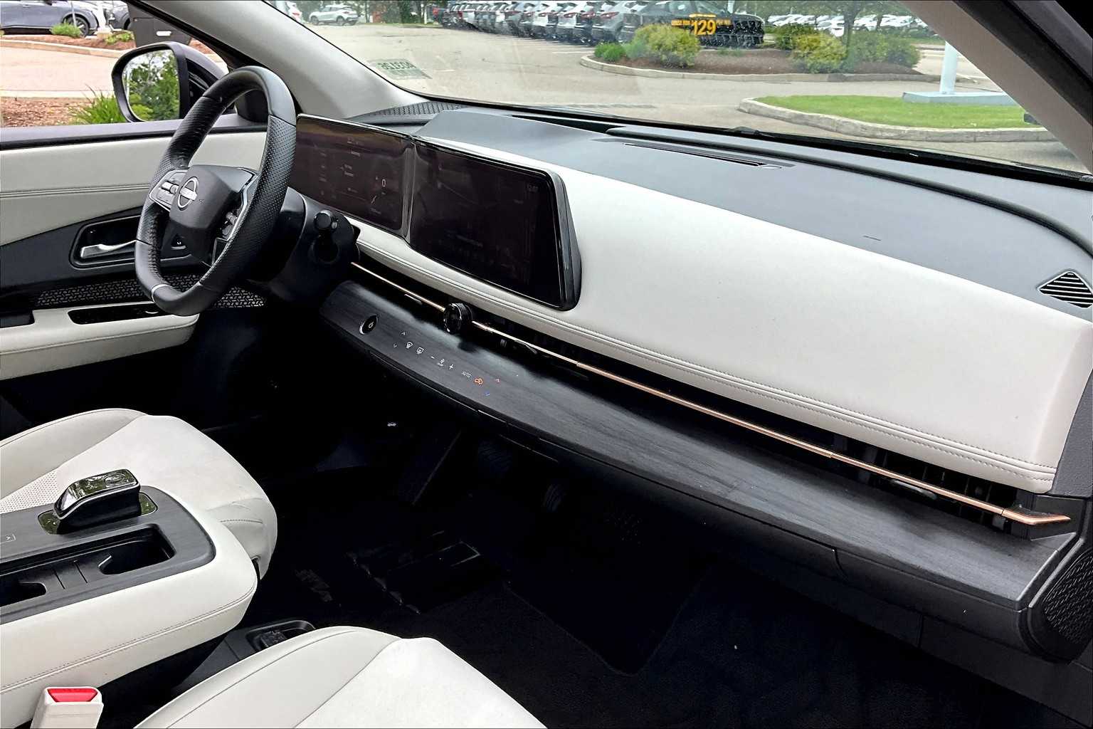 2023 Nissan Ariya ENGAGE+ - Photo 14