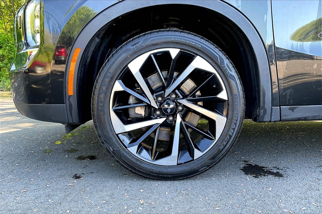 2022 Mitsubishi Outlander ES - Photo 21