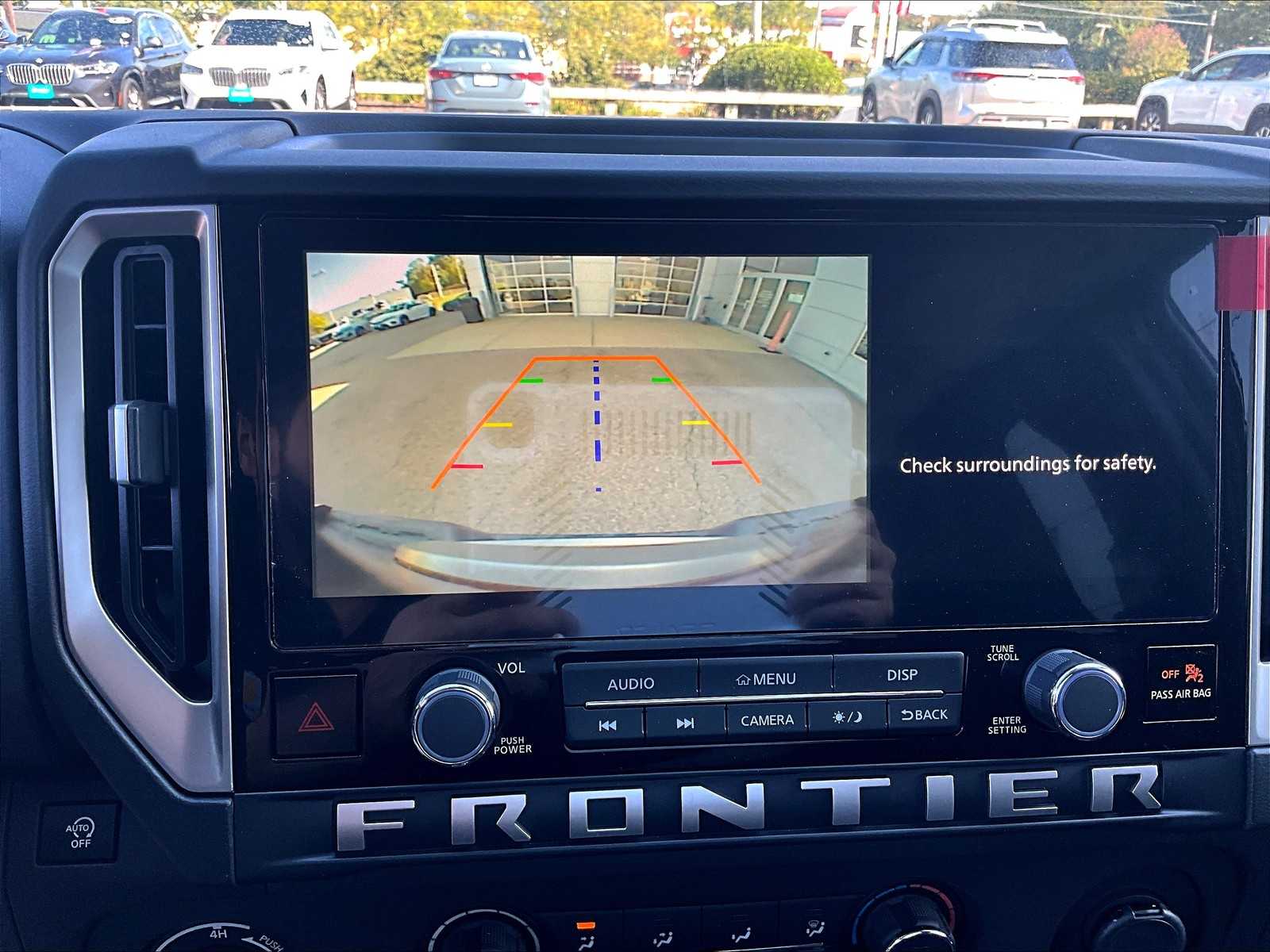 2025 Nissan Frontier SV - Photo 15
