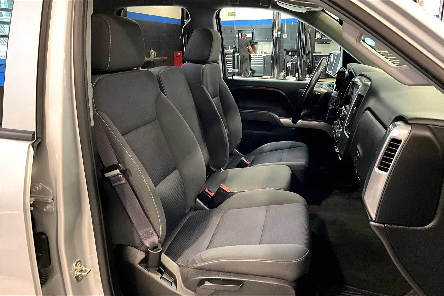 2016 Chevrolet Silverado 1500 LT - Photo 11