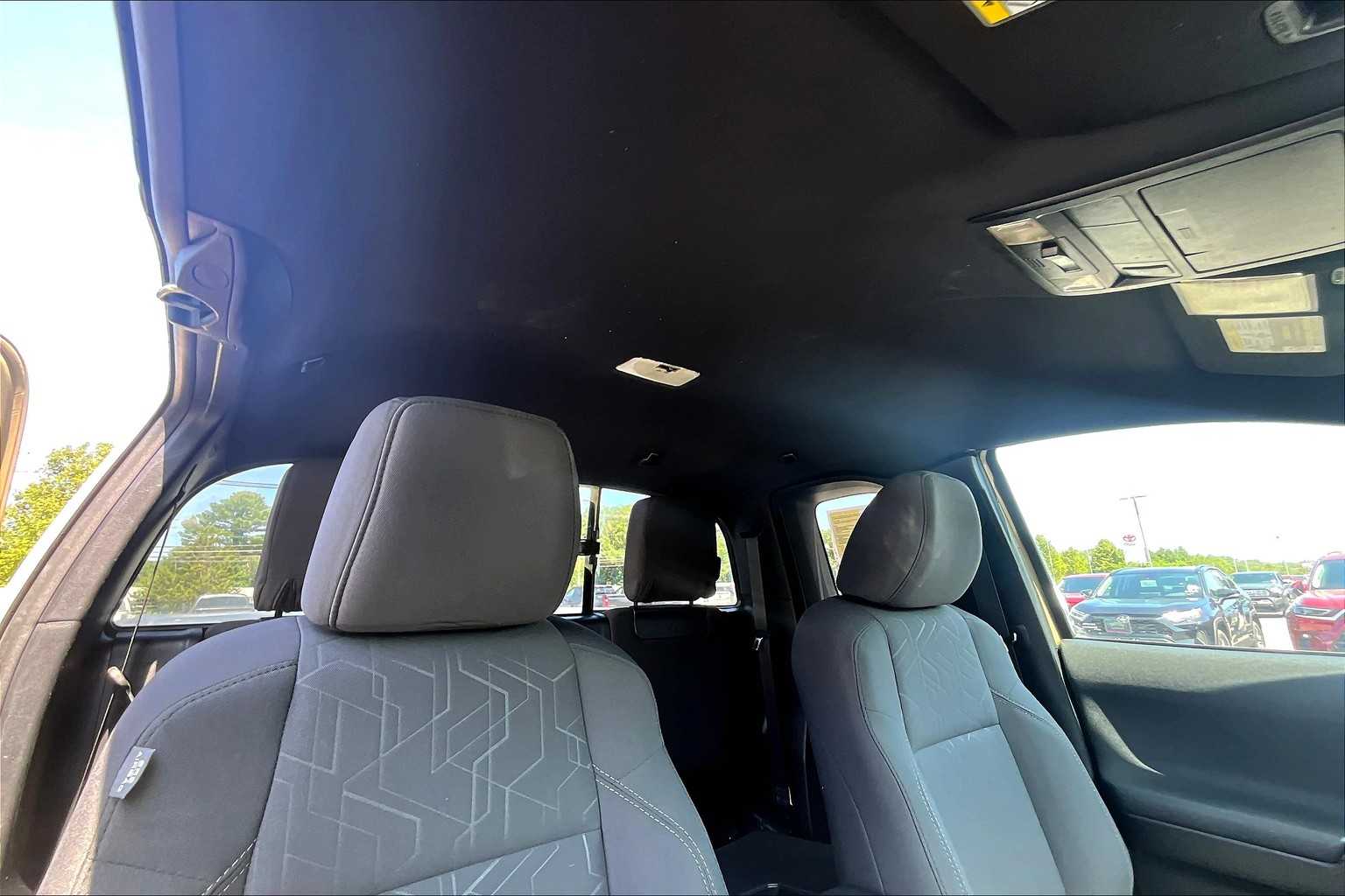 2017 Toyota Tacoma TRD Sport - Photo 22