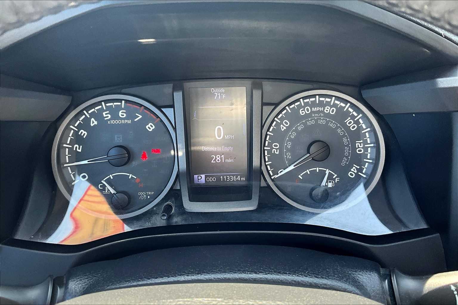 2017 Toyota Tacoma TRD Sport - Photo 25