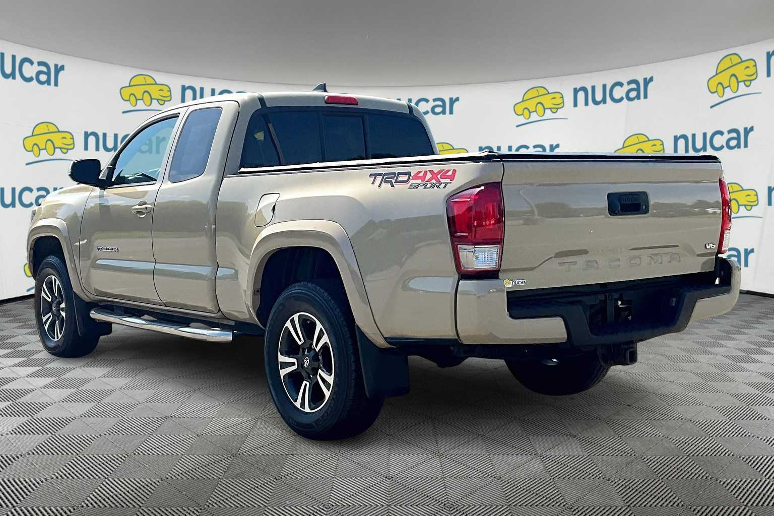 2017 Toyota Tacoma TRD Sport - Photo 4