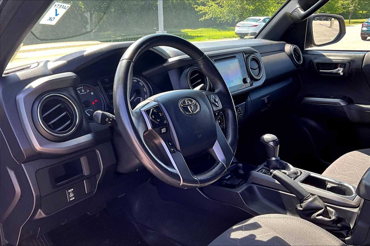 2017 Toyota Tacoma TRD Sport - Photo 8