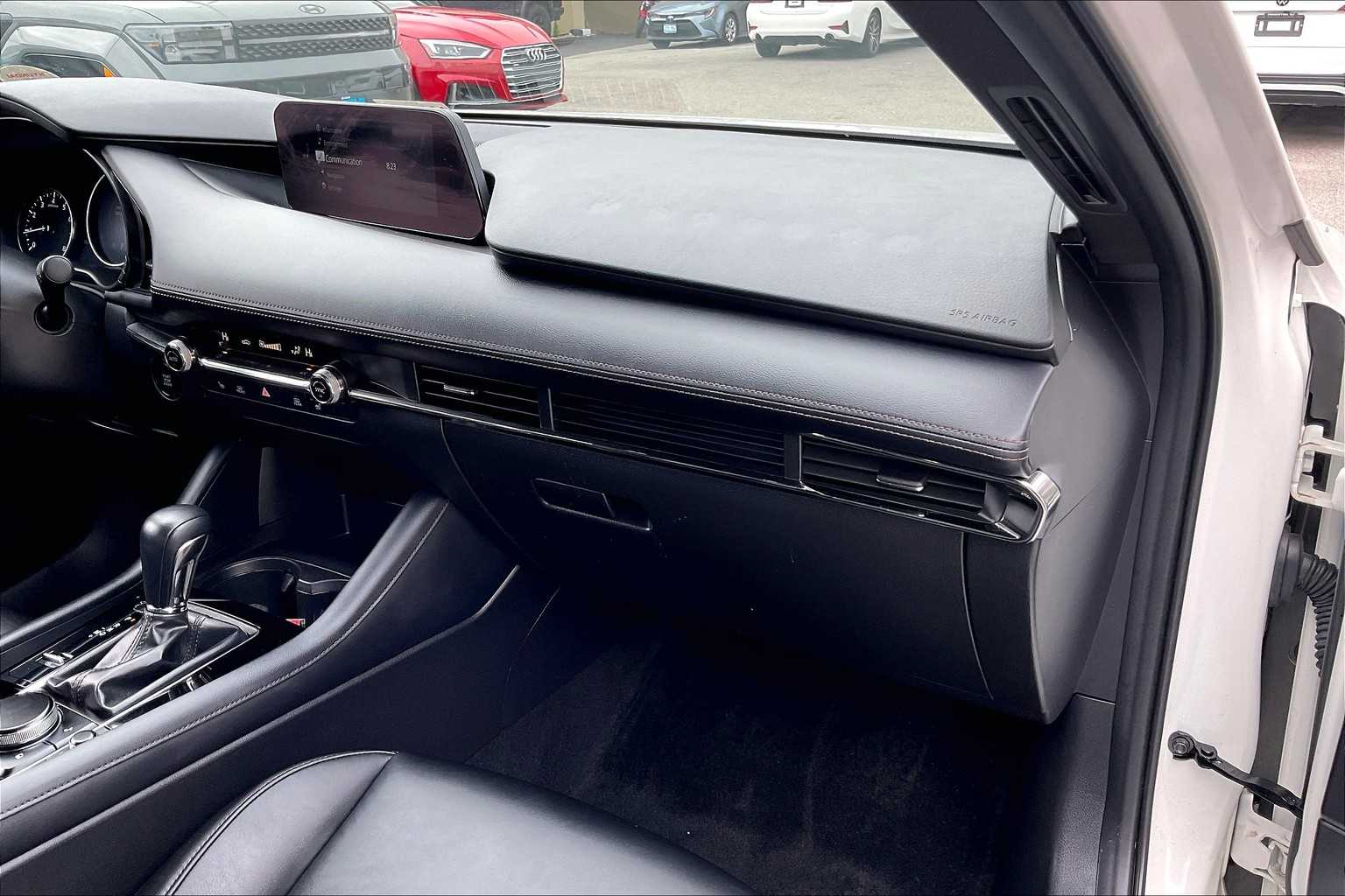2022 Mazda Mazda3 Hatchback Preferred - Photo 13