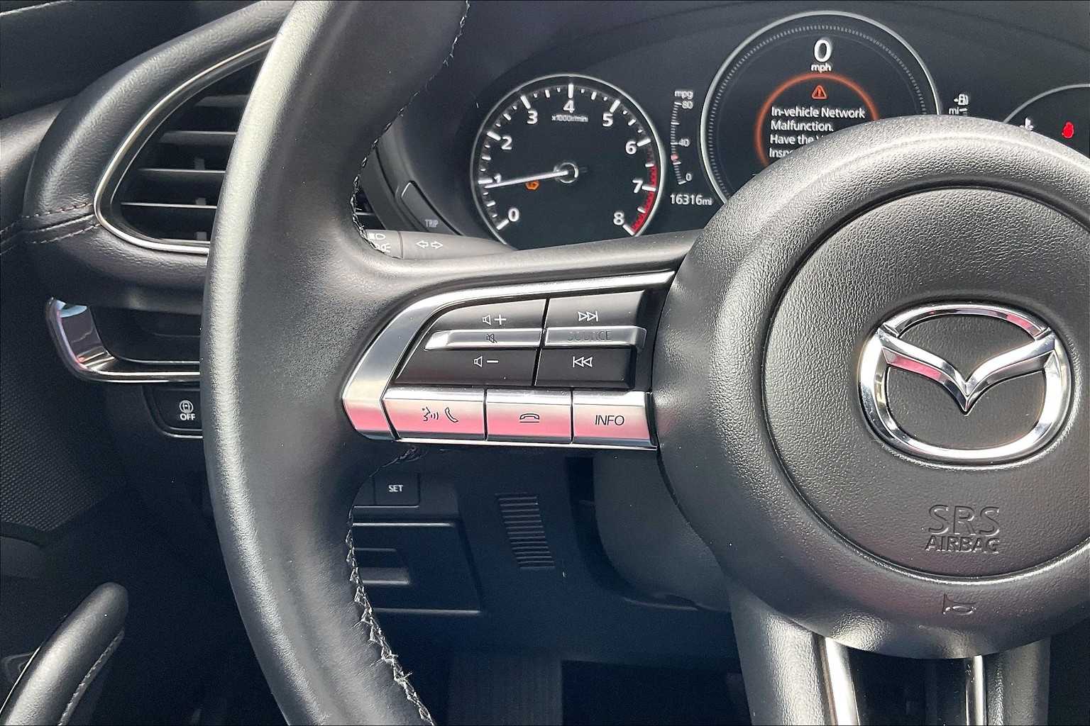 2022 Mazda Mazda3 Hatchback Preferred - Photo 23