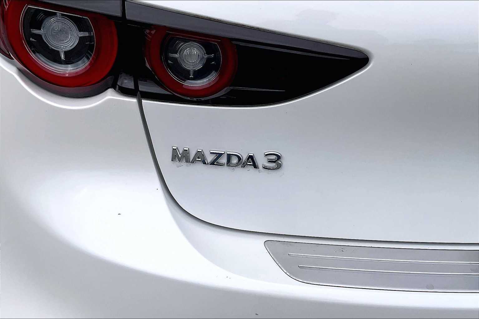 2022 Mazda Mazda3 Hatchback Preferred - Photo 28