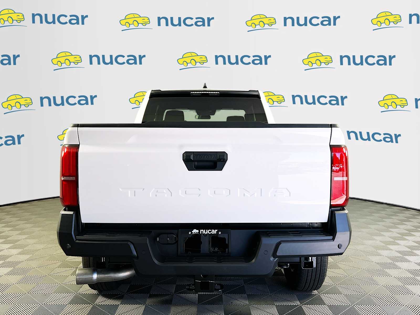 2025 Toyota Tacoma SR - Photo 5