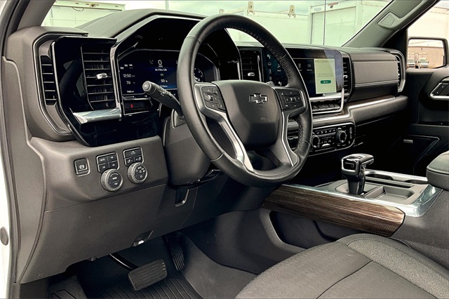2024 Chevrolet Silverado 1500 LT Trail Boss - Photo 8