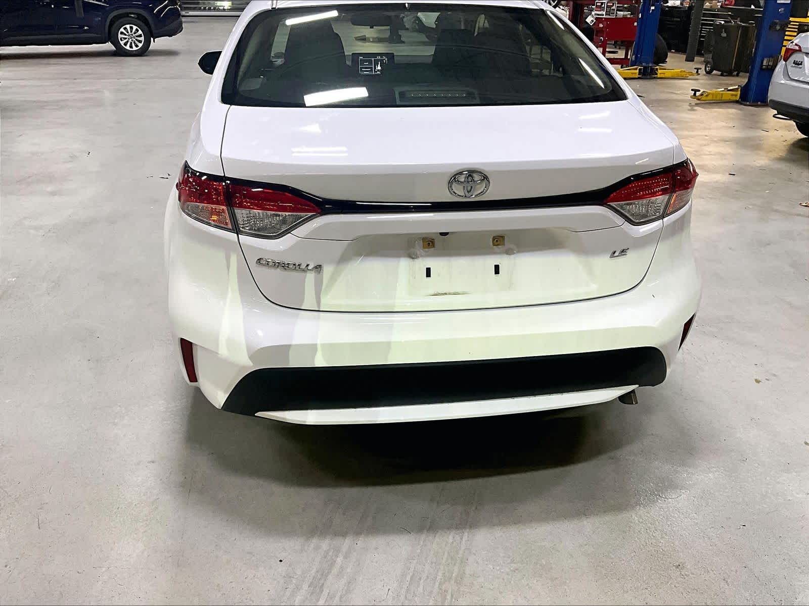 2021 Toyota Corolla LE - Photo 7