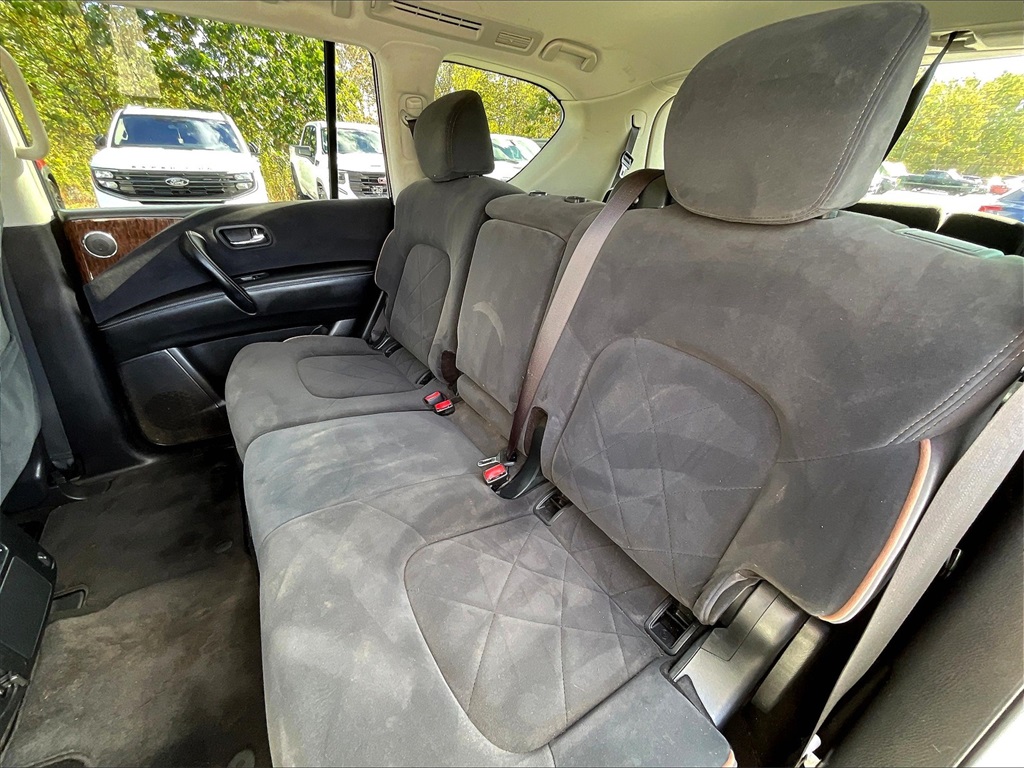 2019 Nissan Armada SV - Photo 14