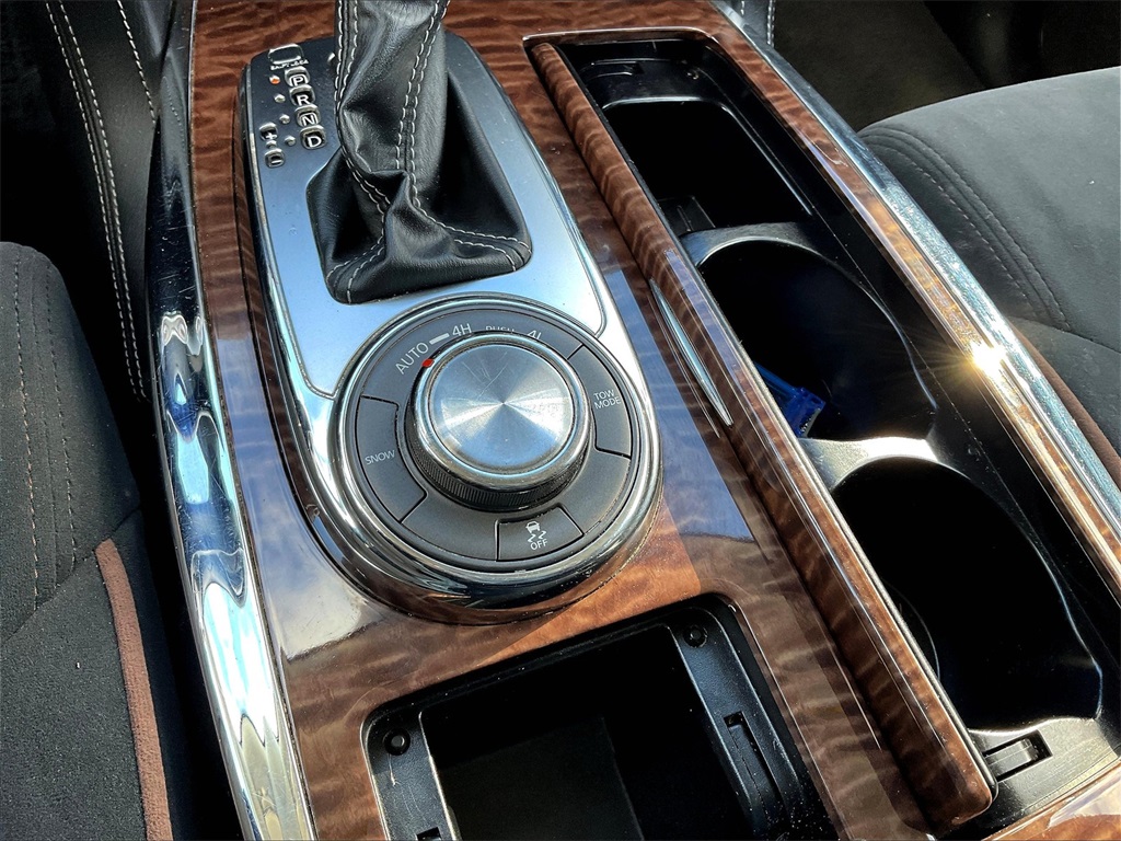 2019 Nissan Armada SV - Photo 33