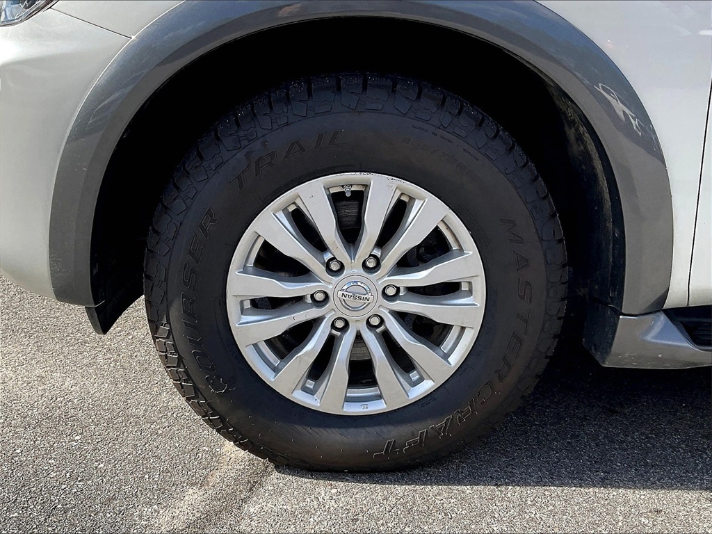 2019 Nissan Armada SV - Photo 7