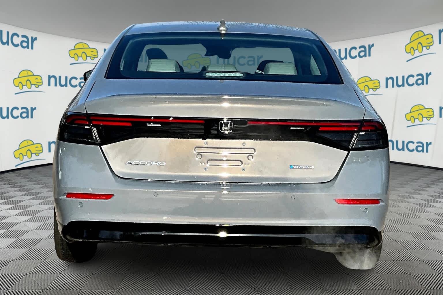 2025 Honda Accord Hybrid EX-L - Photo 6